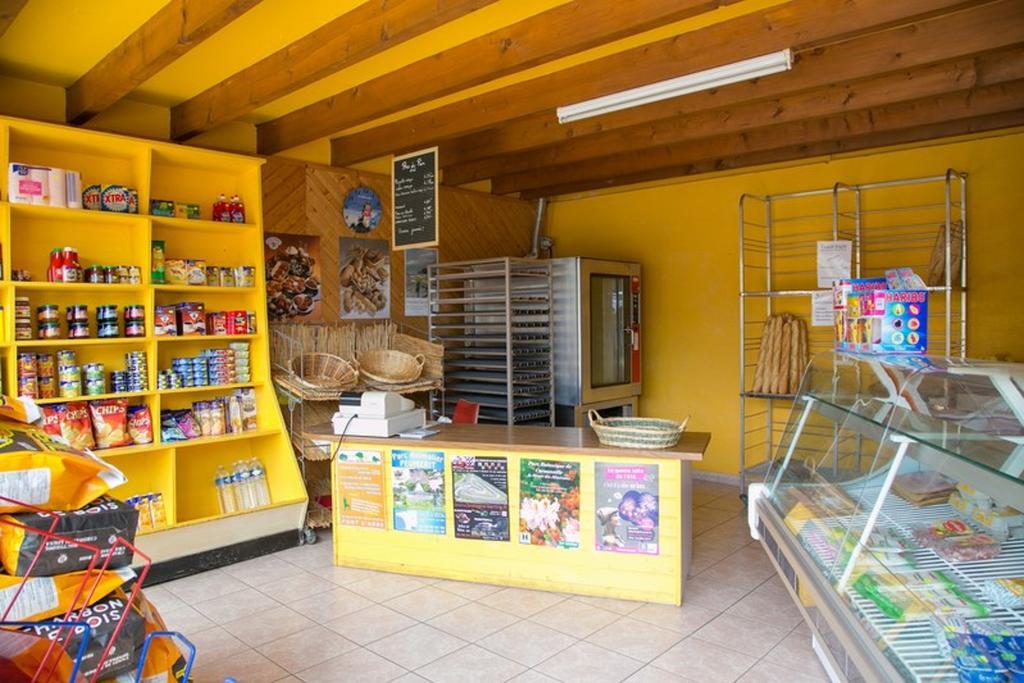 Camping De La Plage Bénodet - 400 mètres de La Plage Exterior foto