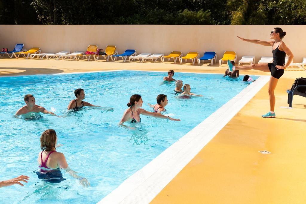 Camping De La Plage Bénodet - 400 mètres de La Plage Exterior foto
